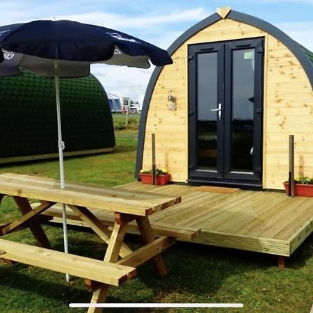 Gateway Glamping Pods Hotel Llanelli Exterior foto